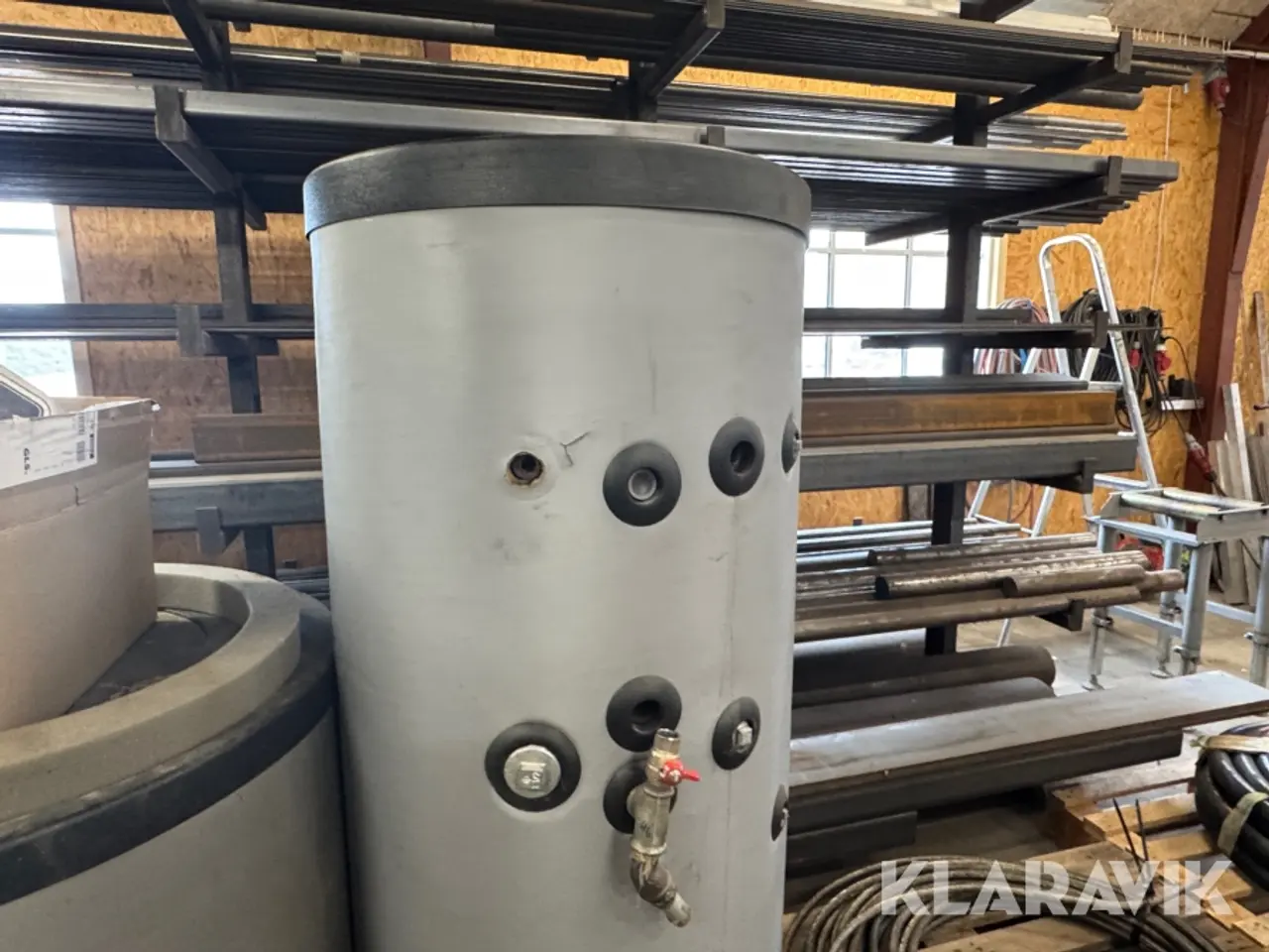 Billede 3 - Buffertank - Varmvandsbeholder Solar Term 1 styk hver. 180 liter - 184 liter.