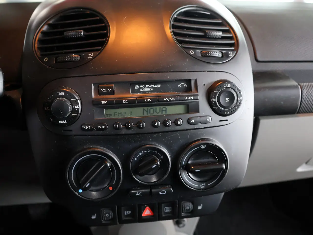 Billede 16 -  VW Beetle 2,0 benzin. årg 1998. Synet 01/10-2025.
