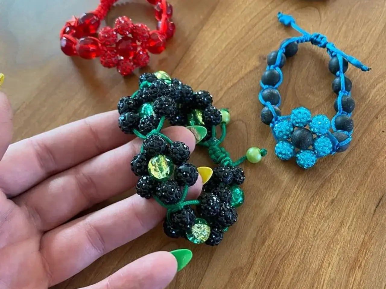 Billede 6 - Nye knyttede armbånd