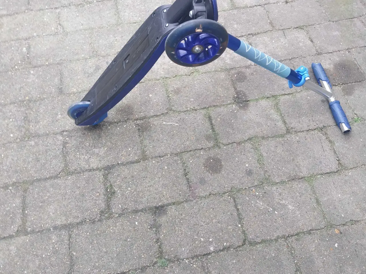 Billede 6 - Playtive junior løbehjul.