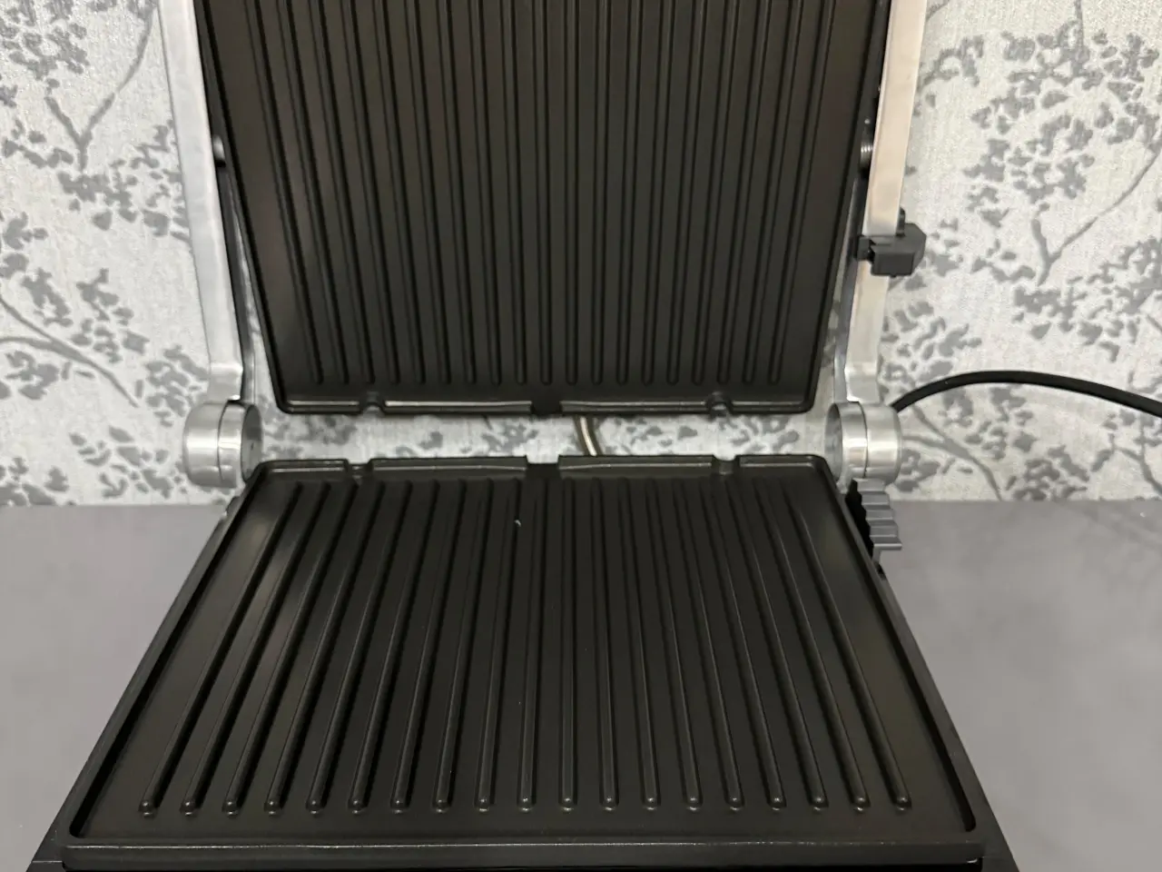 Billede 3 - Cook & Baker Kontaktgrill / Paninigrill (2200W)