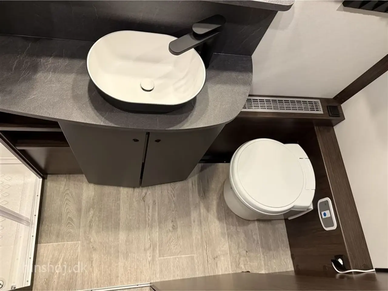 Billede 10 - 2025 - Polar Chimera 730 BSL Polar Chimera den lækreste Vintervogn se den hos Hinshøj Caravan