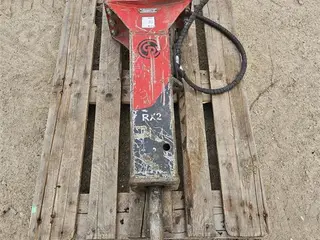 Chicago Pneumatic RX2 - hydraulic hammer For 1- 3 ton gravemaskine