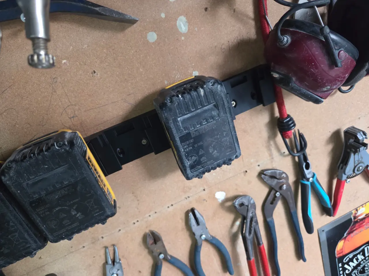 Billede 5 - Dewalt batteriholder til 3 batterier. 