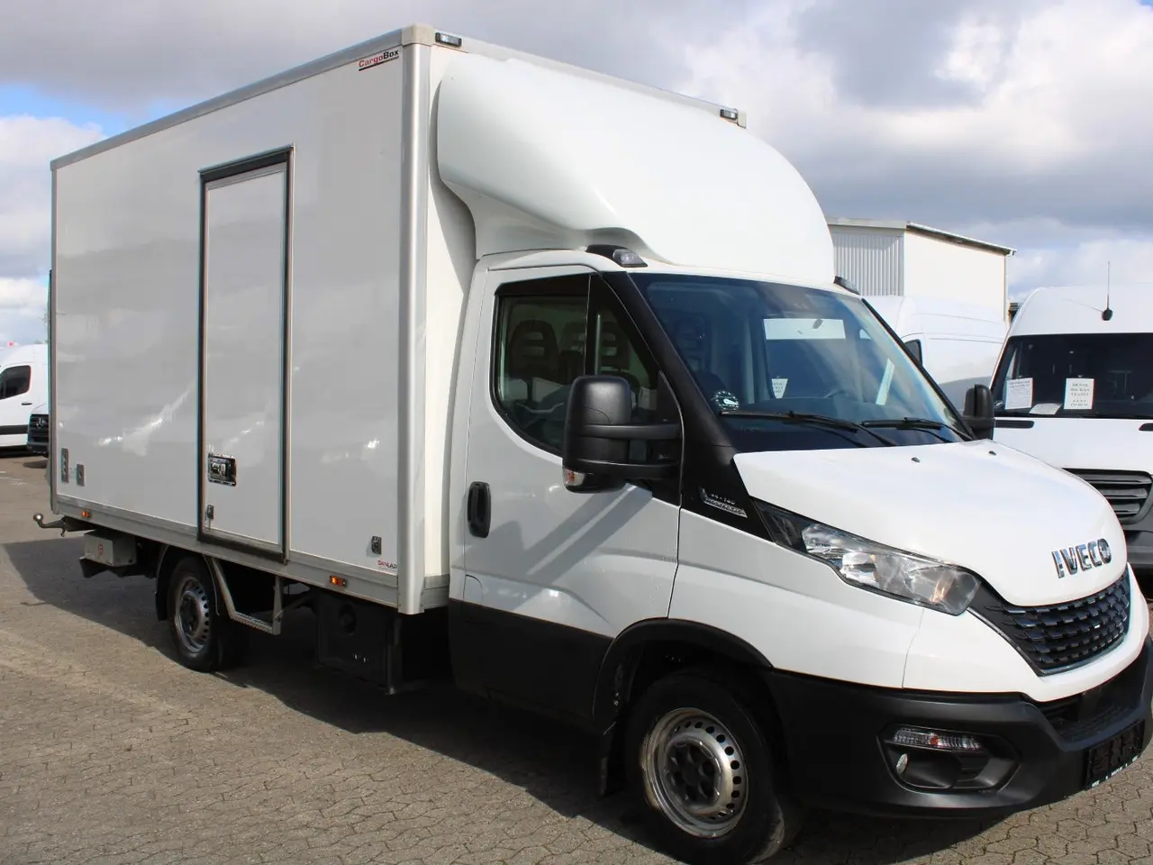 Billede 2 - Iveco Daily 2,3 35S14 Alukasse m/lift AG8