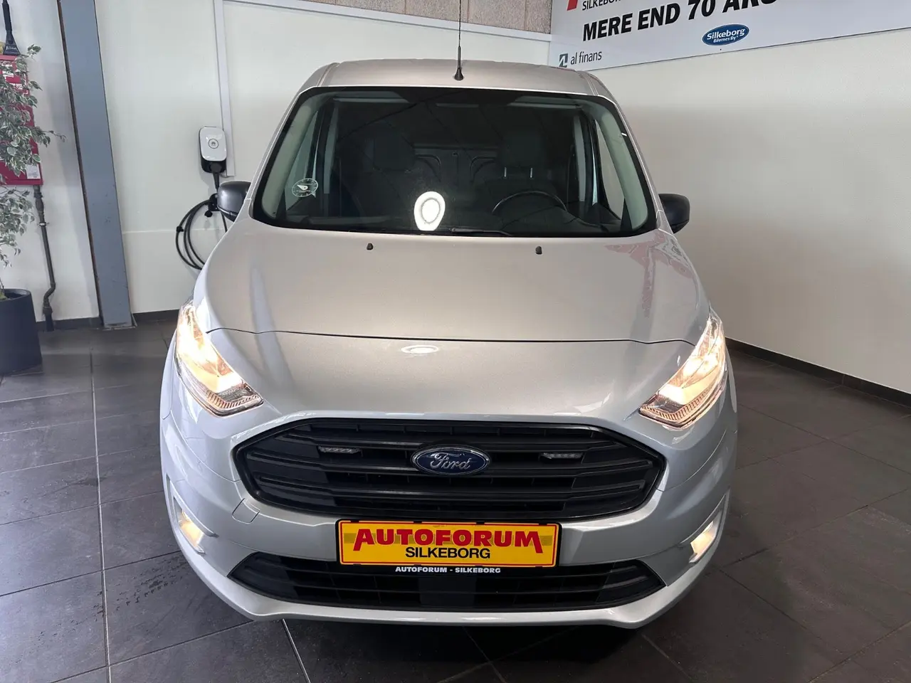 Billede 2 - Ford Transit Connect 1,5 TDCi 100 Trend kort