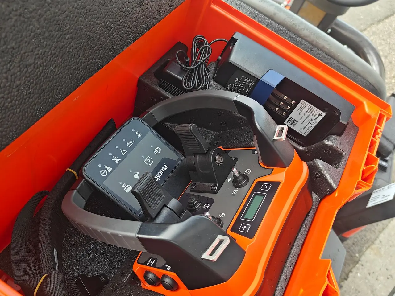 Billede 5 - Husqvarna P524 XR fjernstyret KAN FJERNSTYRES