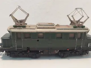 Märklin:Analog El-lok. SET800,E44039.