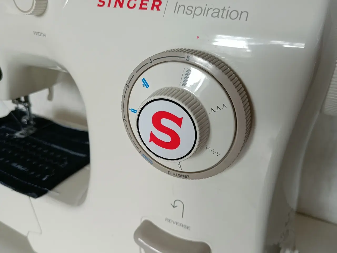 Billede 5 - Singer symaskine virker fint 