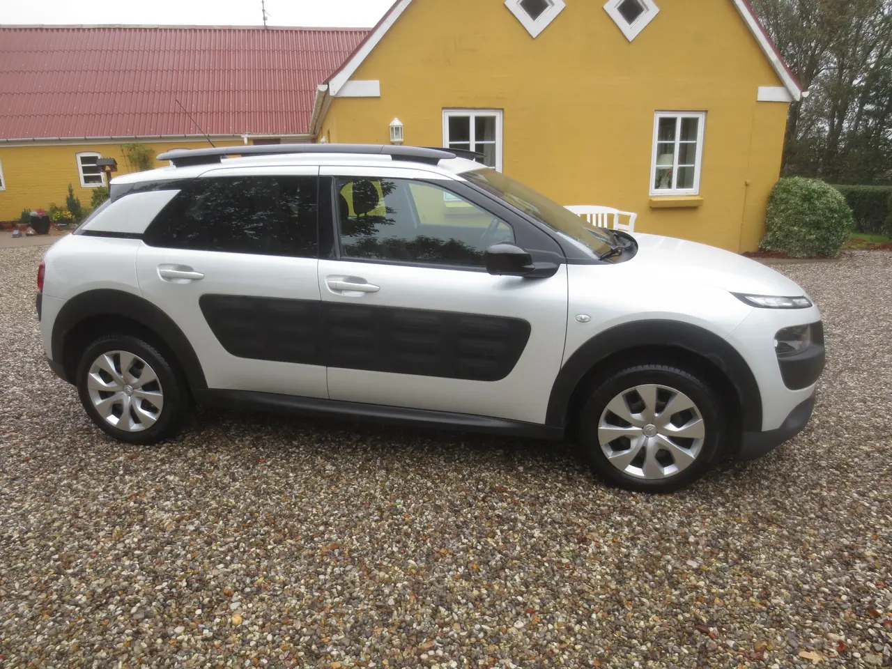 Billede 5 - Citroen C 4 Cactus 1.2 i Turbo År 15. 