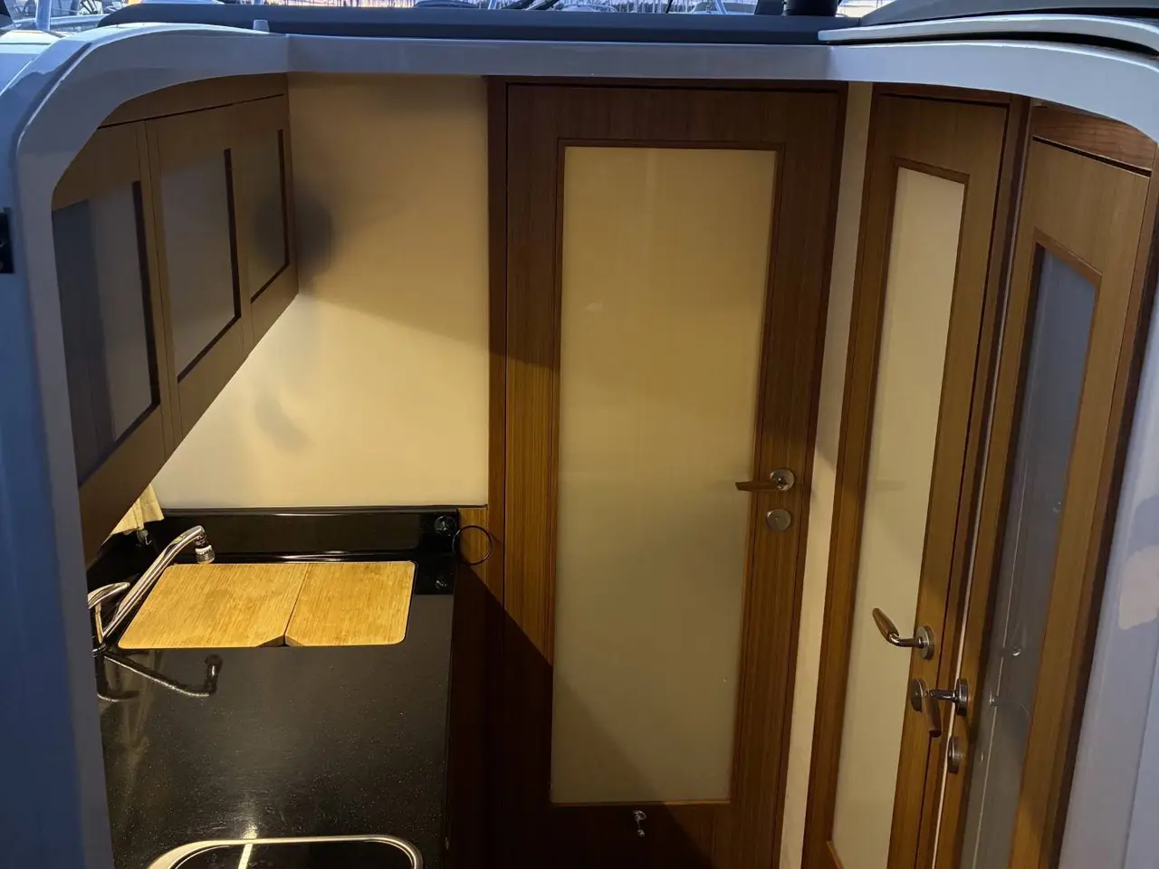 Billede 10 - Marex 310 Suncruiser - 300 HK Diesel/Udstyr