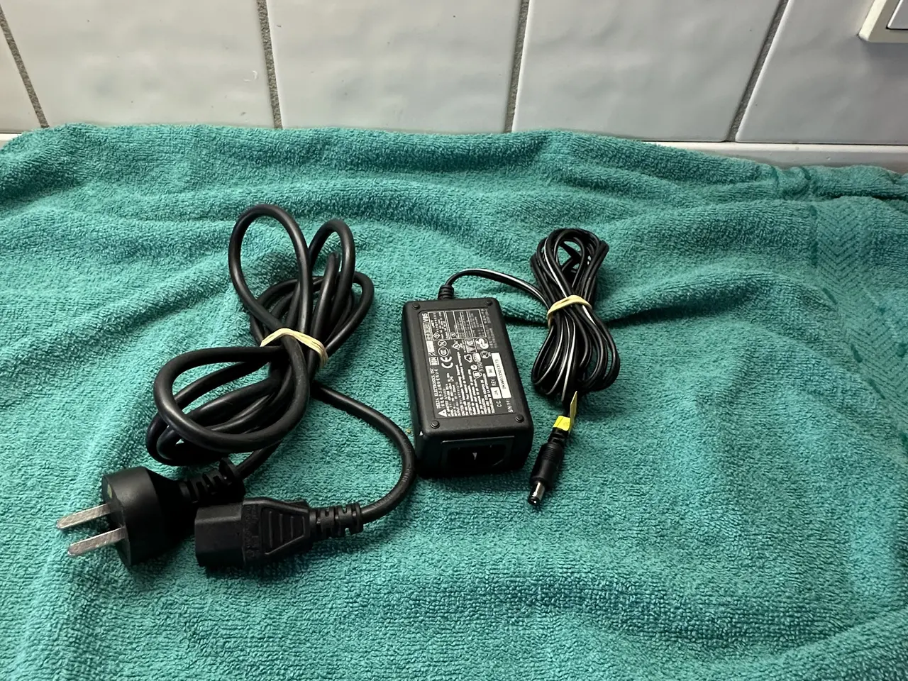Billede 2 - 5V  Strømforsyning til Dell Router