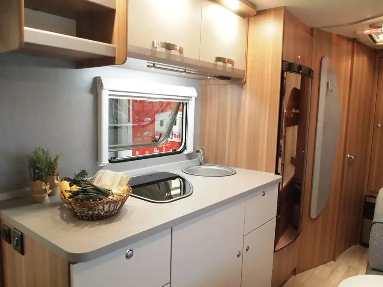 Billede 8 - Weinsberg Caraone 550QDK - Udlejes