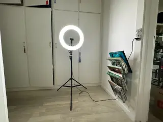 Ringlight RInglampe tripod (udlejes)