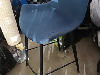 Sælger denne her mega fed barstol 💙