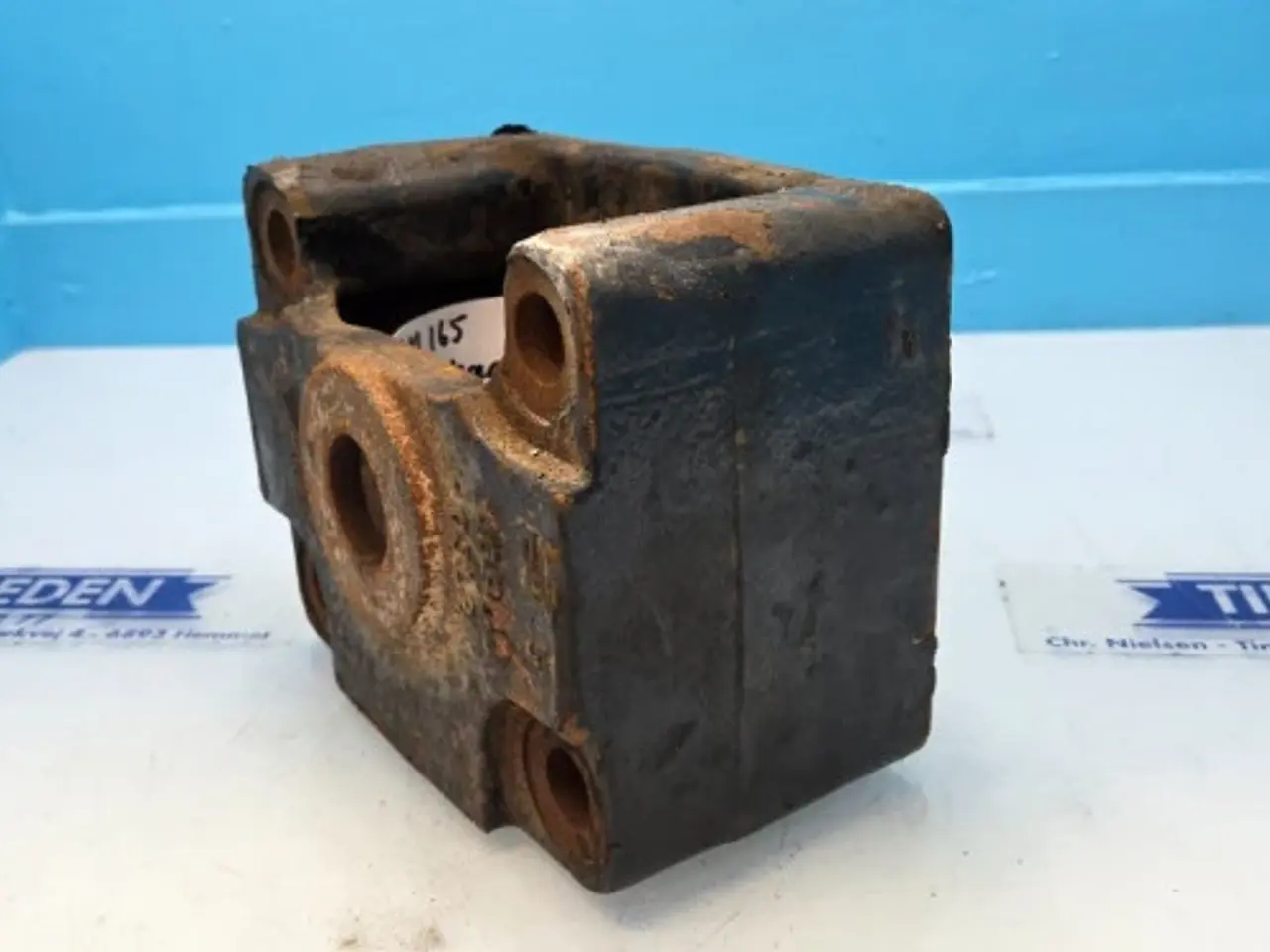 Billede 3 - New Holland TM165 Beslag 82020886