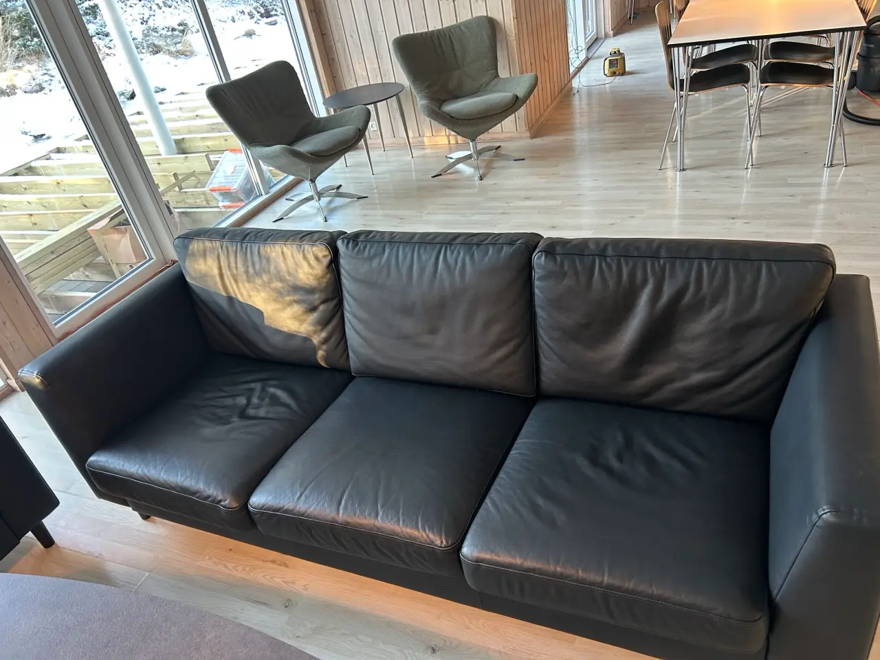 Billede 4 - Sort sofa i læder