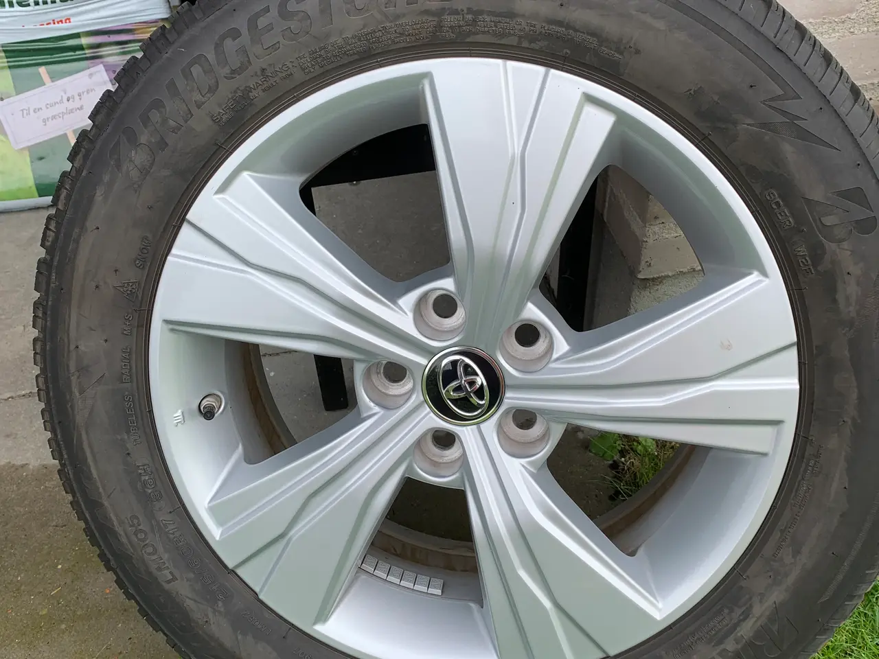 Billede 1 - Originale vinterhjul Corolla Cross 215/60x17 96H