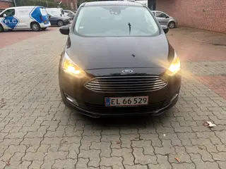 Fin Ford Focus C-Max.