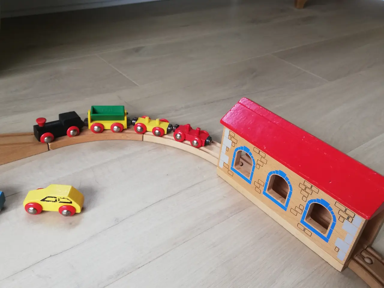 Billede 2 - Brio togbane med tog