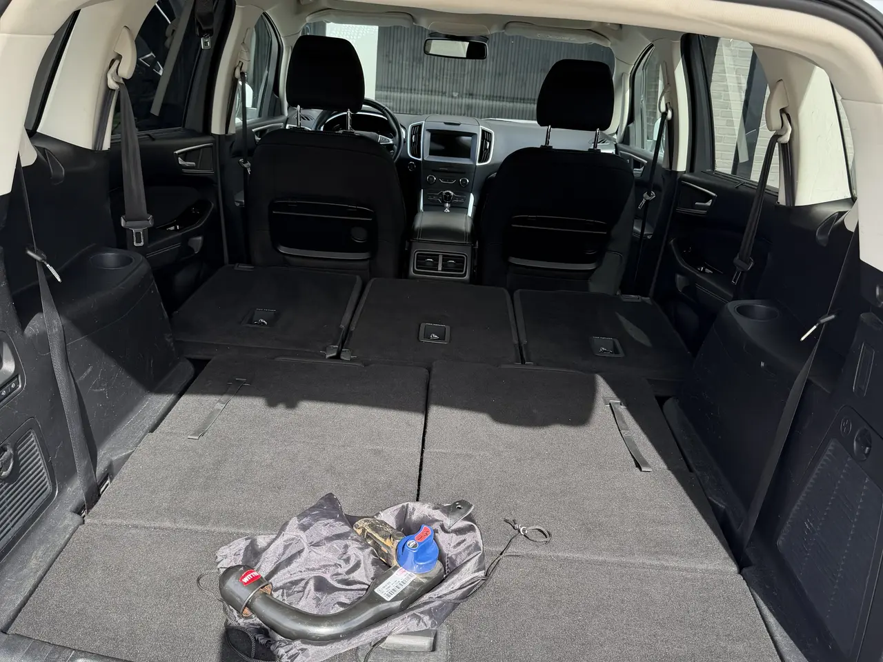 Billede 11 - Ford S-Max, Benzin, 7pers Familiebil i god stand