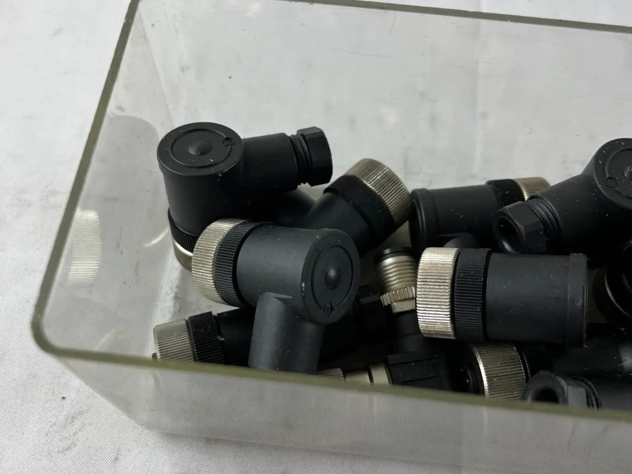Billede 3 - M12 90° Angled Field Wireable Connectors parti