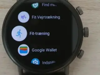 SKAGEN SMARTWATCH - IPHONE/ ANDROID