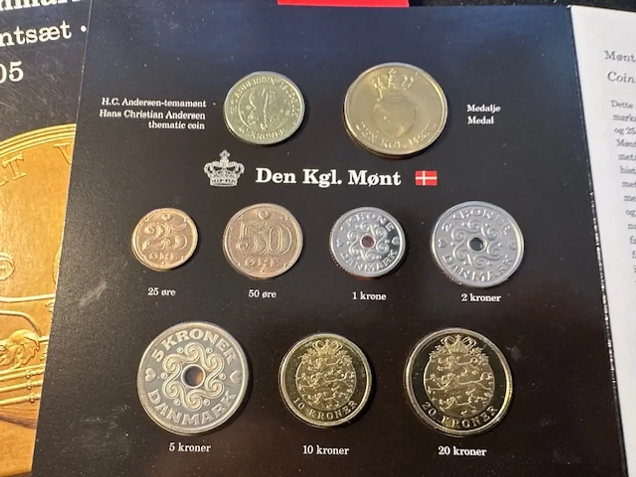 Billede 1 - Møntsæt fra Den Kgl. Mønt 2005