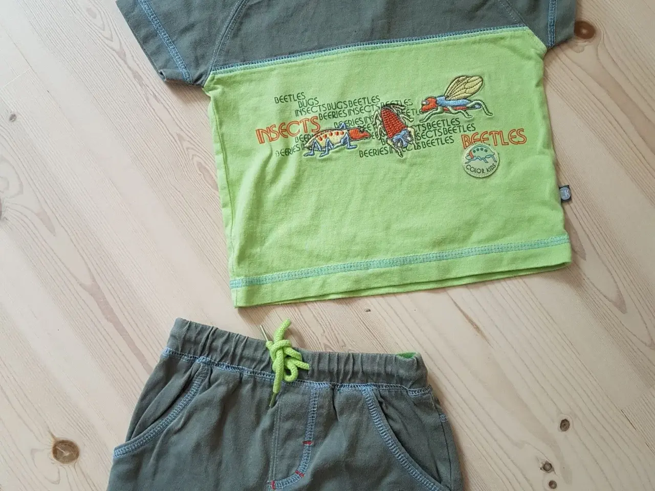 Billede 1 - Super sødt short/t-shirt sæt str 74