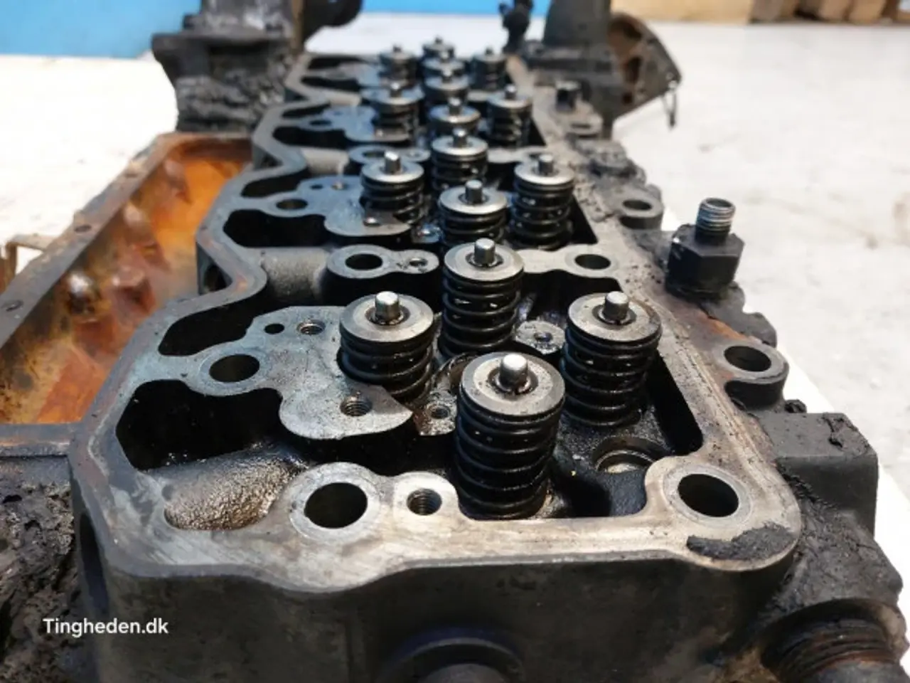 Billede 10 - Iveco F4DFE414Z Topstykke 2831266