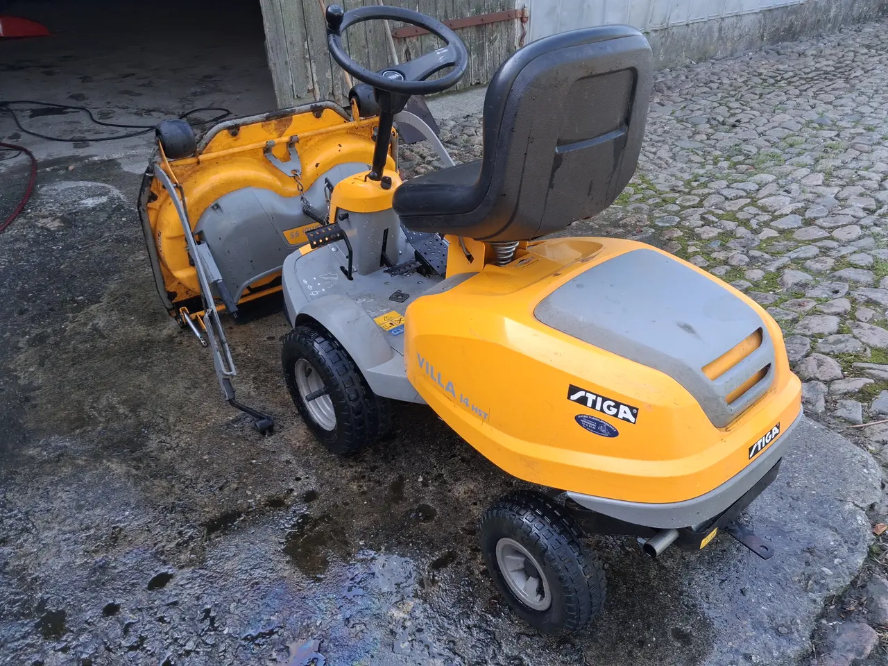 Billede 2 - Plæneklipper Stiga HST 14 med 95 cm combi klipper