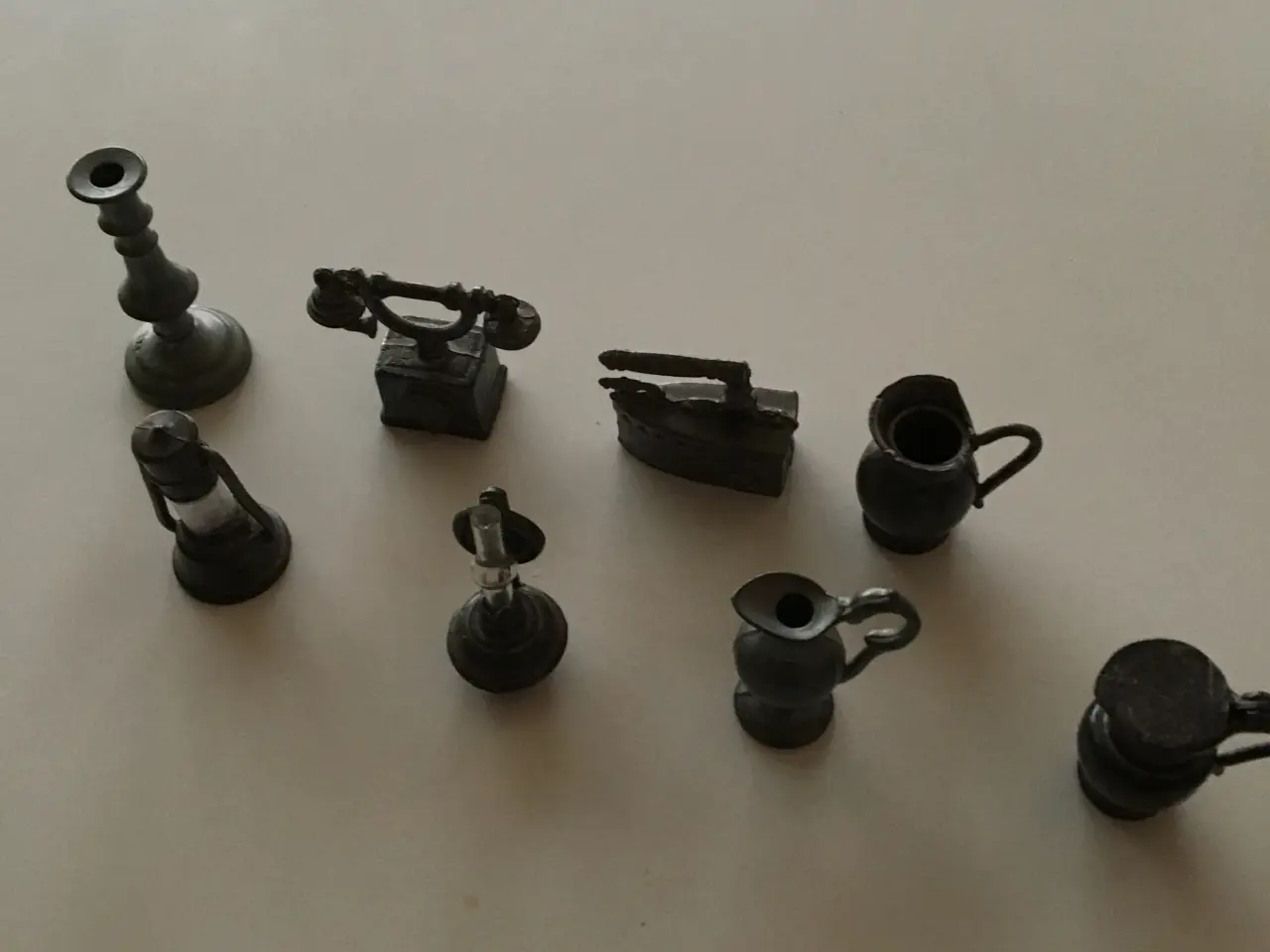 Billede 1 - Miniatureting i tin til fx sættekasse
