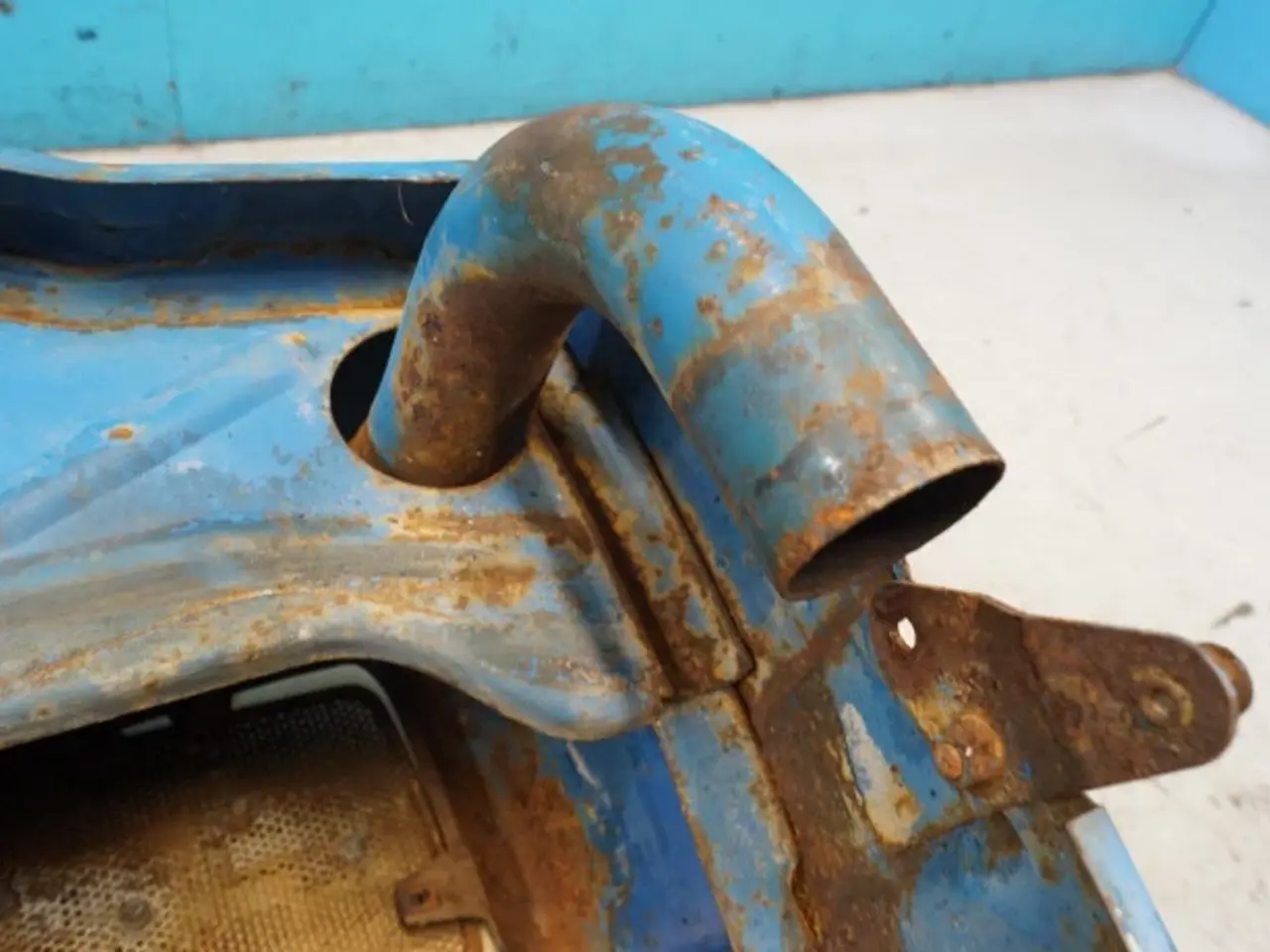 Billede 6 - Ford 4000 Fronthjelm C5NN8N202AH