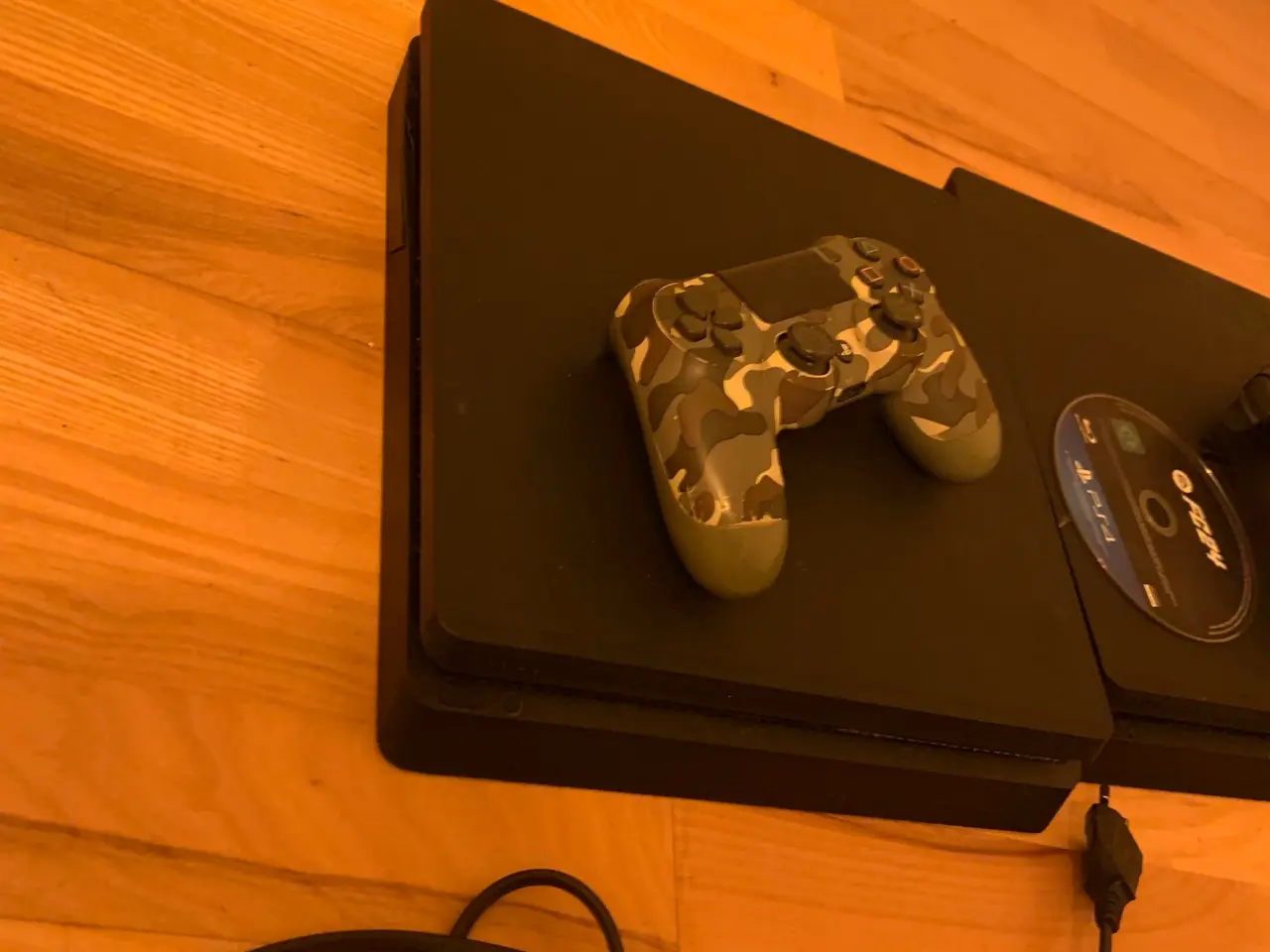 Billede 2 - Playstation 4 i meget god stand