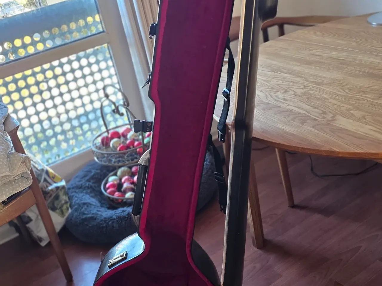 Billede 3 - Velholdt Hardcase til en Sitar