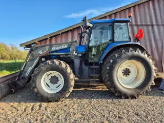 Super fin New Holland TM 135 med frontlæsser
