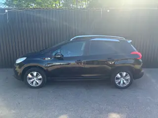 Peugeot 2008 1,2 e-THP 110 Active