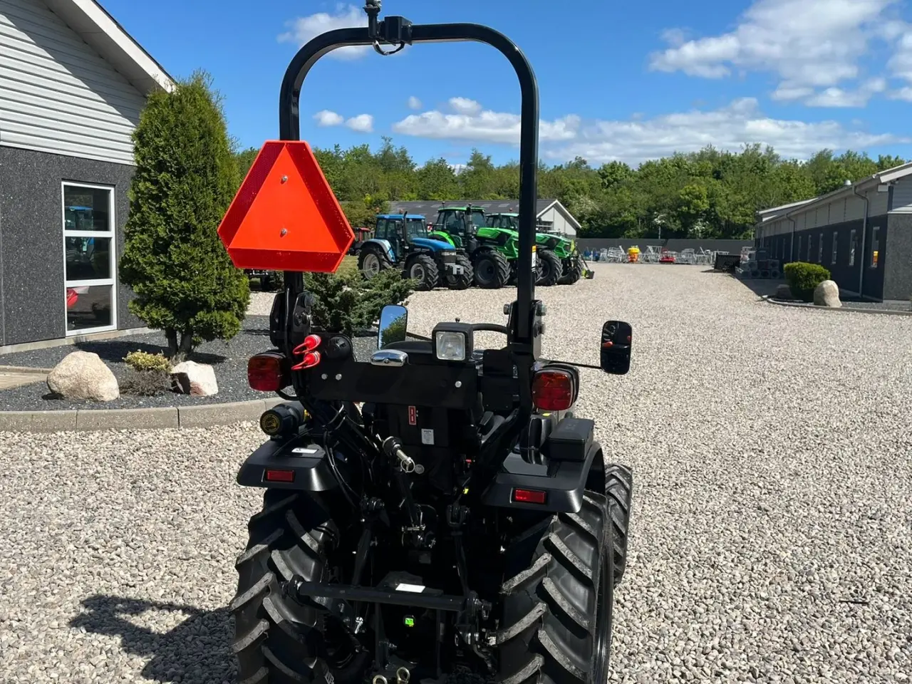 Billede 21 - Solis S26 Limited Edition i sort 6+2 Gearmaskine med Servostyring og brede traktorhjul