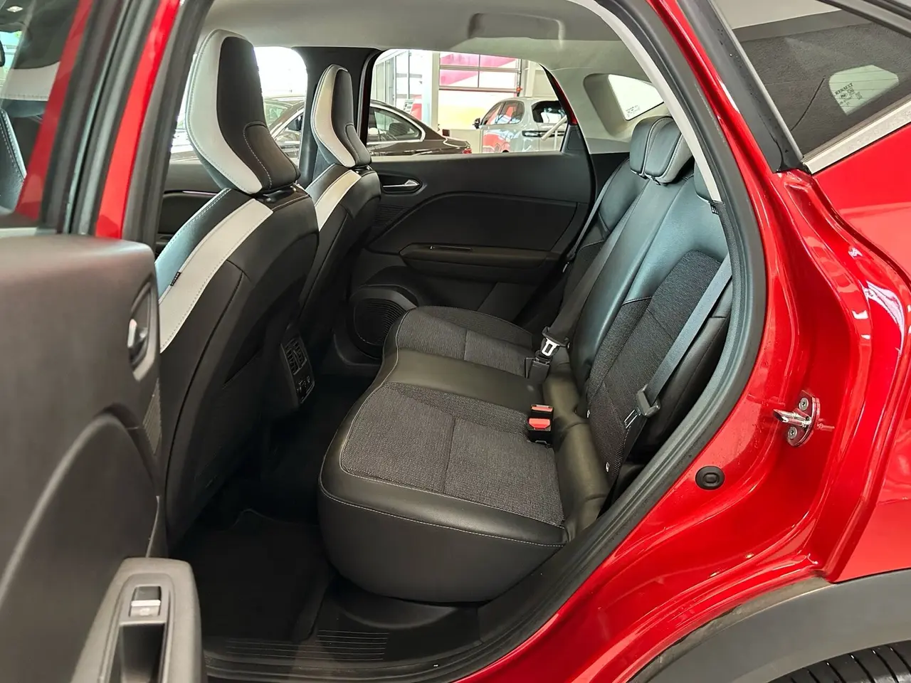 Billede 5 - Renault Captur 1,6 E-TECH Plugin-hybrid Intens 160HK 5d Aut.
