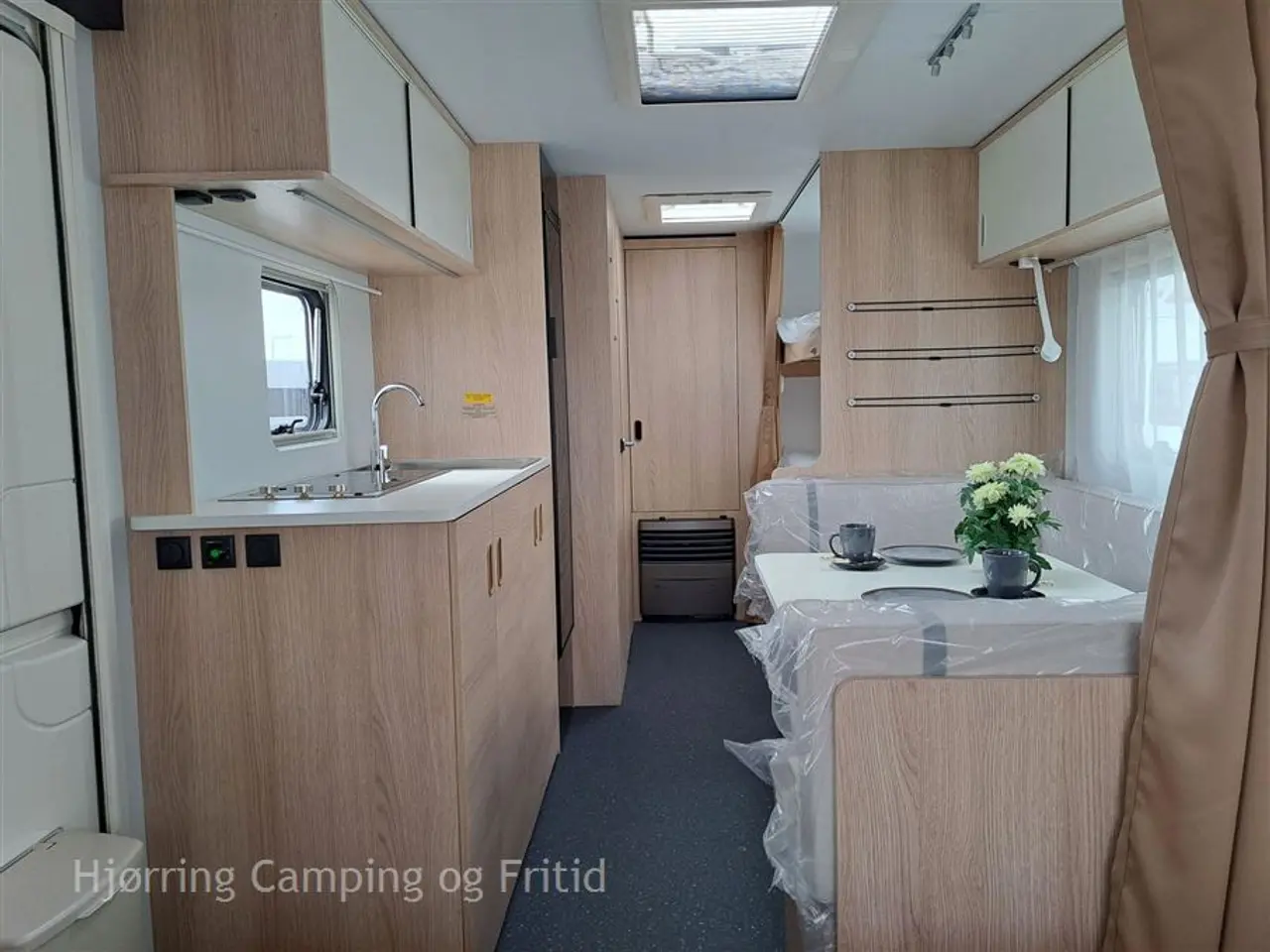 Billede 16 - 2026 - Adria Aviva 563 PT 3 køjer