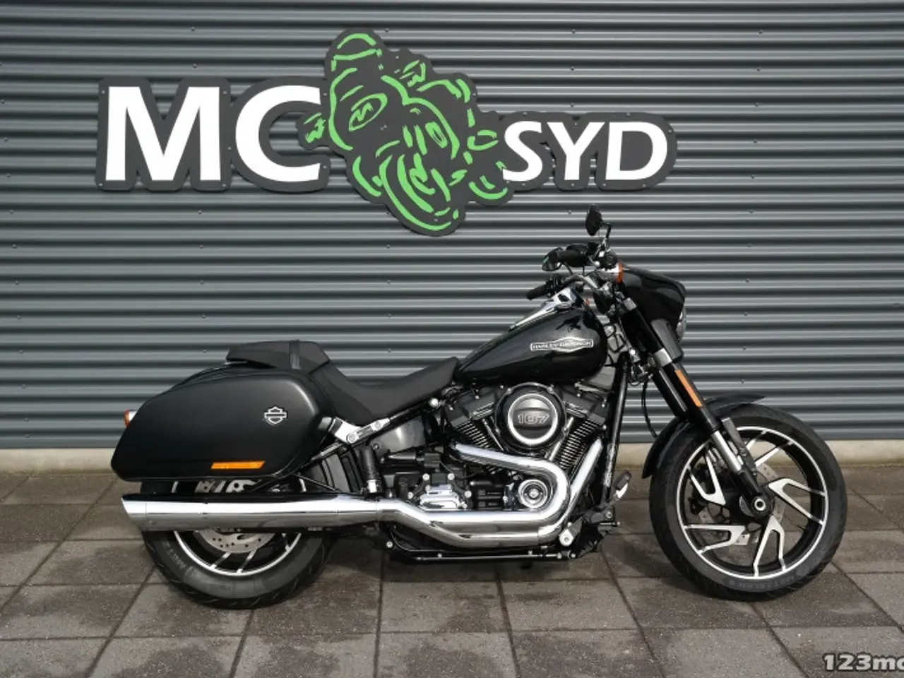 Billede 1 - Harley-Davidson FLSB Sport Glide MC-SYD       BYTTER GERNE