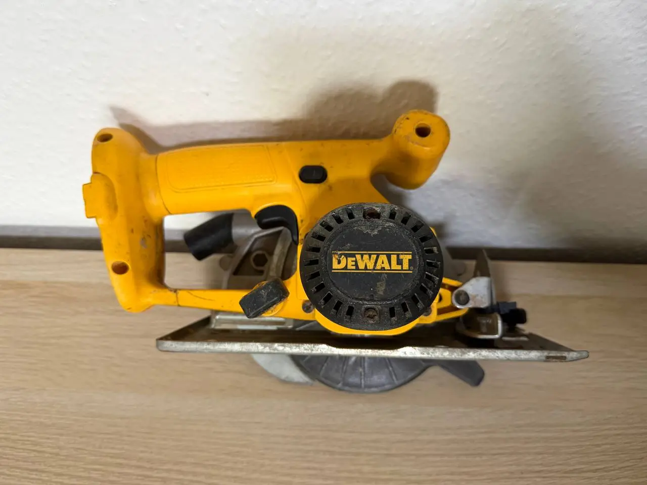 Billede 2 - DeWalt DW936 Rundsav med klinge - Uden batteri