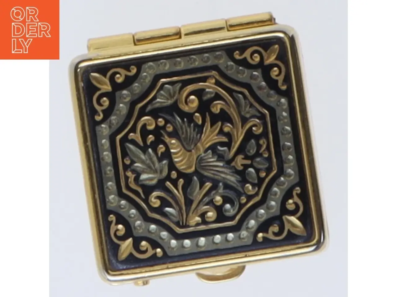 Billede 4 - Lille dekorativt pilleæske (str. 1x2,5x2,5 cm)