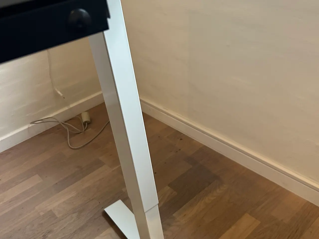 Billede 3 - Hæve-sænkebord perfekt stand.
