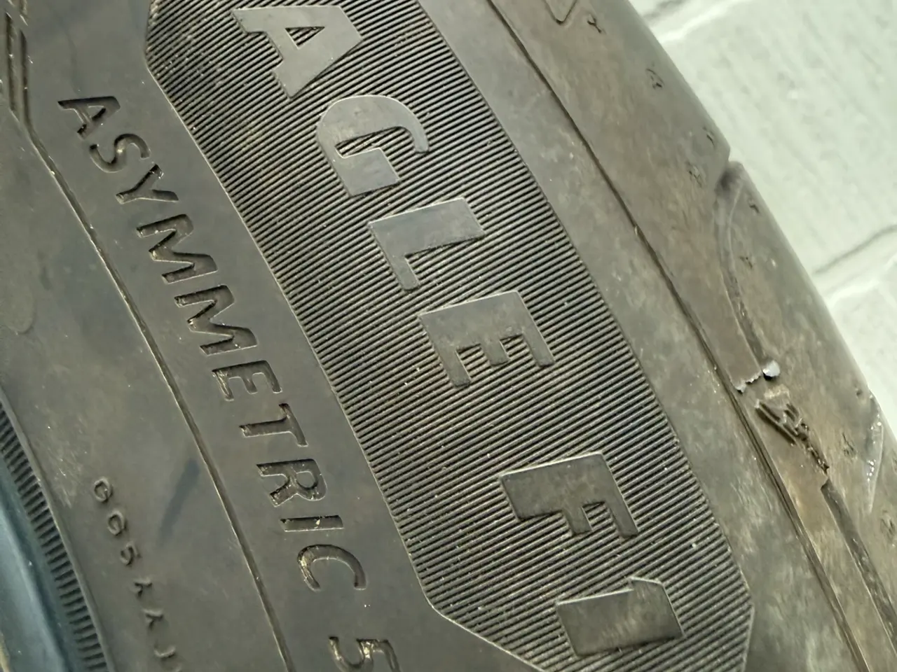 Billede 6 - Fire stk. fine Goodyear Eagle F1 235/60R18