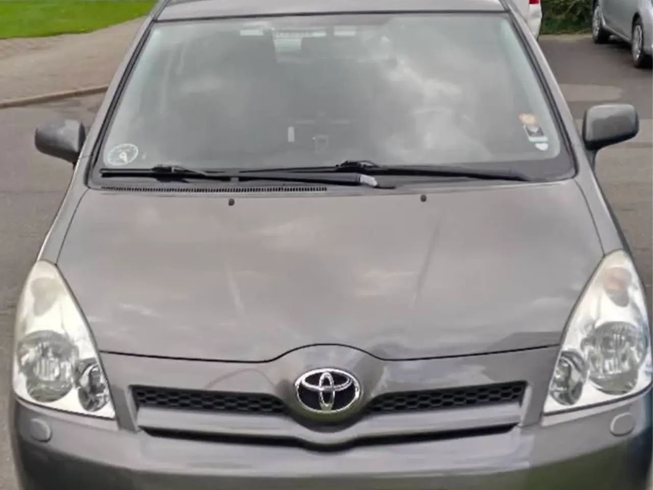 Billede 2 - Rigtig pæn Corolla verso