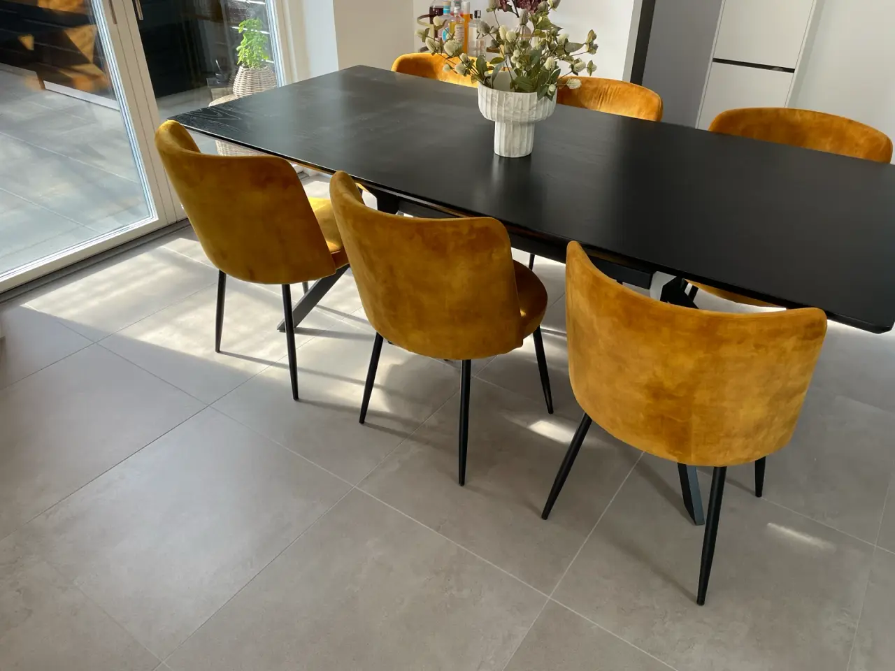 Billede 3 - Velour spisebordstole