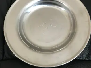 Børne ståltallerken
