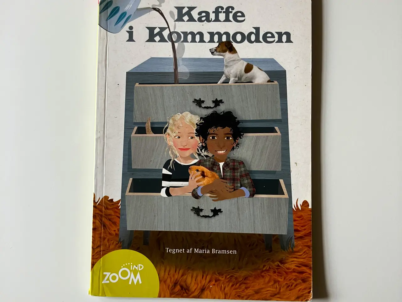 Billede 1 - Kaffe i kommoden. Af Mette Vedsø