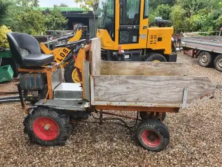 - - - Kohler Multitruck/kirkegårdsmaskine